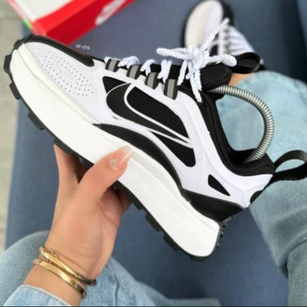 Zapatilla Urbana NB